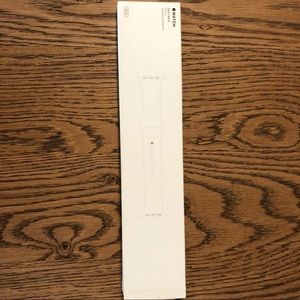 Apple sports band watch white